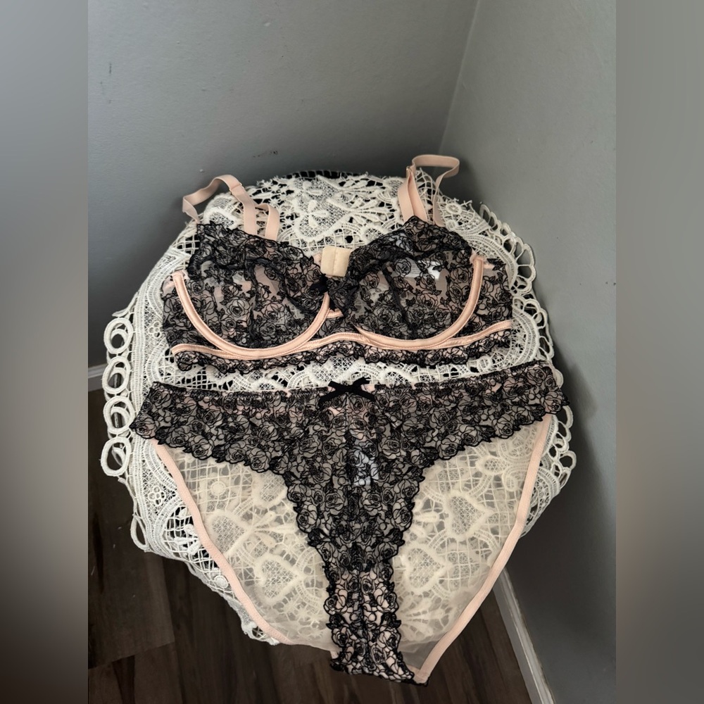Playful Promises Elegant Lace Lingerie Set